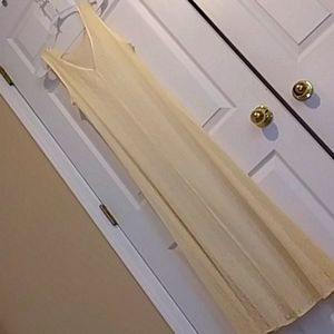 Floorlength cream dress